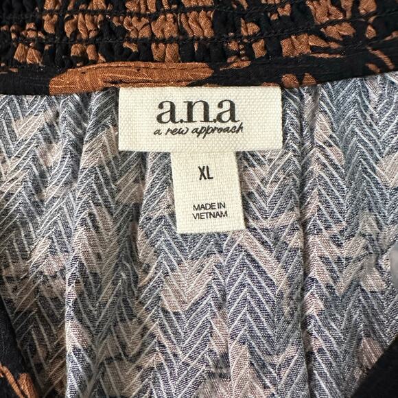 A.N.A Women's V Neck Long Sleeve Blouse Size XL In Betty Floral - Picture 5 of 9